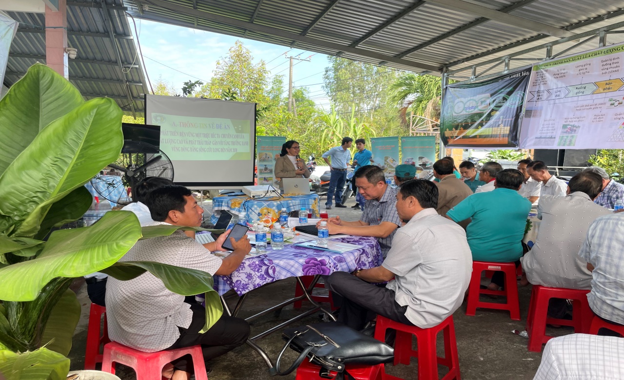 Description: D:\trang nn thanh dong\IMG_4608.jpg