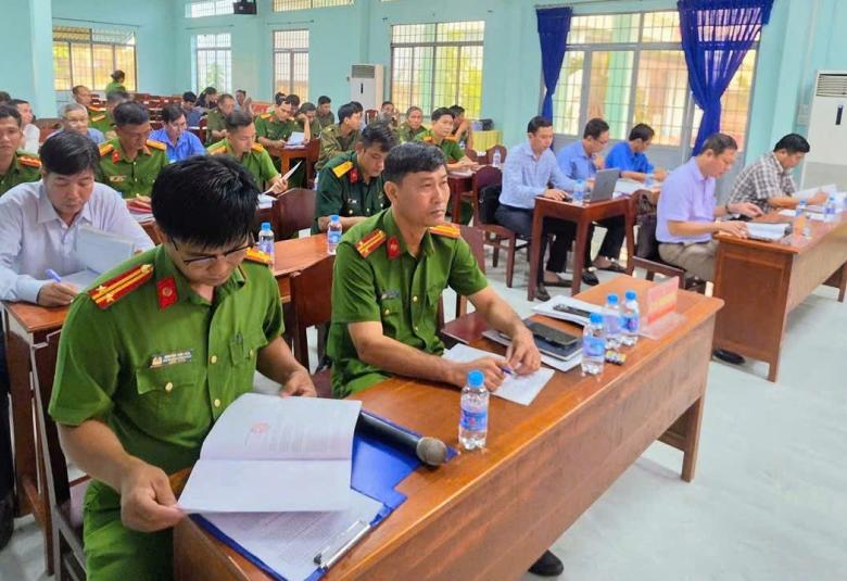 Công an xã Thạnh Đông tổ chức Hội nghị sơ kết công tác Công an 6 tháng đầu năm và triển khai phương hướng, nhiệm vụ 6 tháng cuối năm 2026