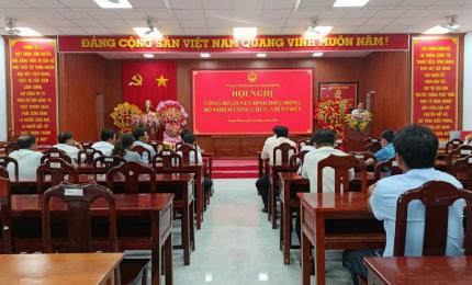 Xã Thạnh Đông tổ chức Hội nghị Công bố Quyết định điều động, bổ nhiệm công chức, viên chức Trung tâm Dịch vụ tổng hợp xã