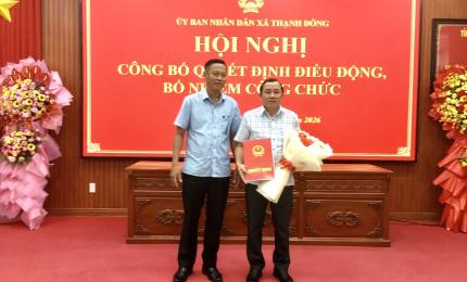 Hội nghị Trao Quyết định điều động, bổ nhiệm Trưởng phòng Văn hóa - Xã hội xã Thạnh Đông, tỉnh An Giang