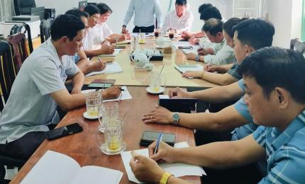 Lãnh đạo UBND xã làm việc tháo gỡ khó khăn đối với Trung tâm Dịch vụ tổng hợp xã Thạnh Đông